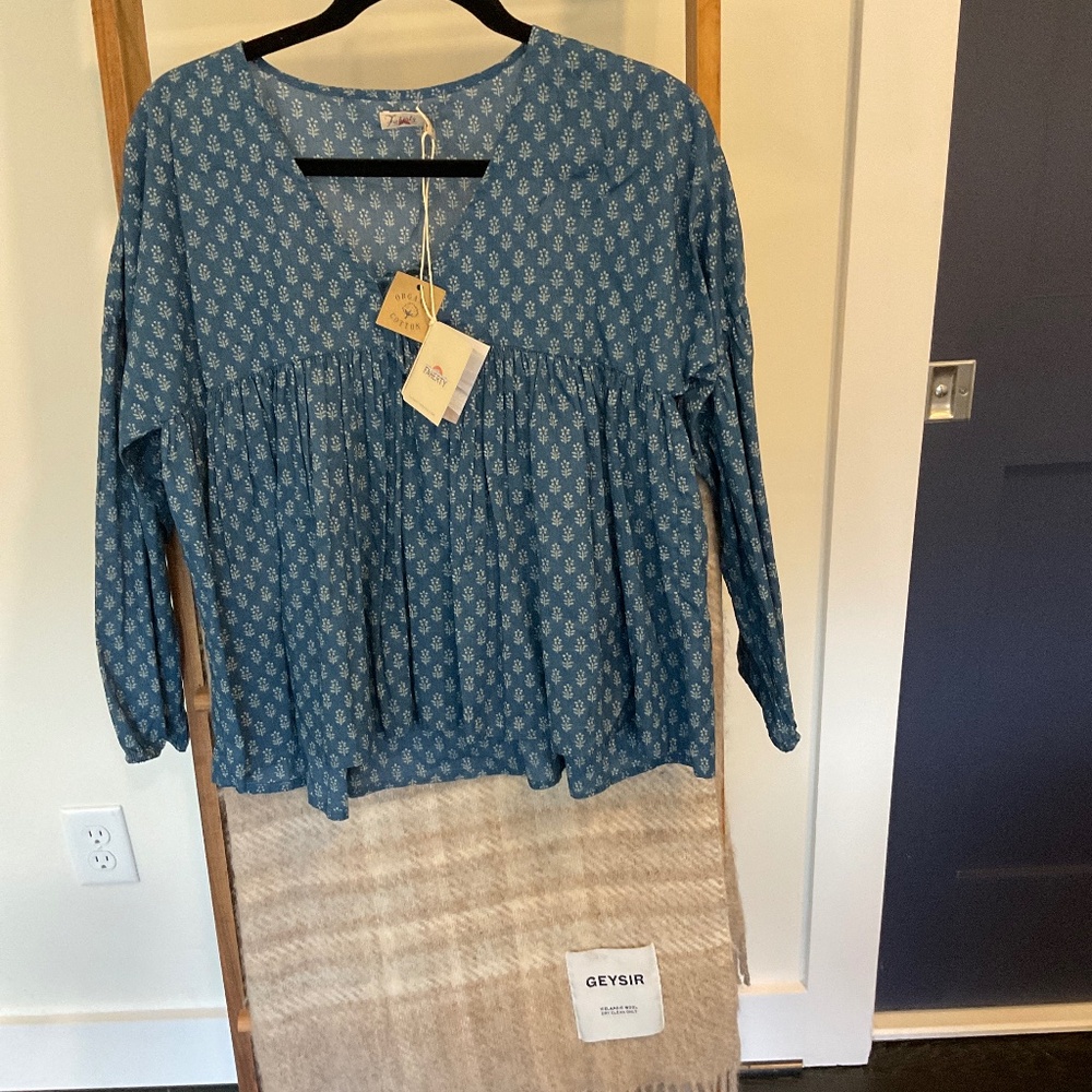 Faherty Blue Printed Long-Sleeve Smock Top